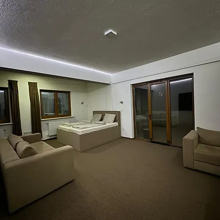 Hostel Hillside *